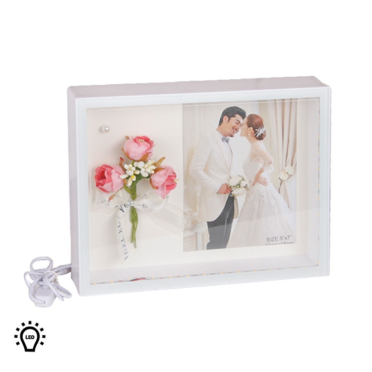 3D LED’li Çiçek Buketi Fotoğraf Çerçevesi
