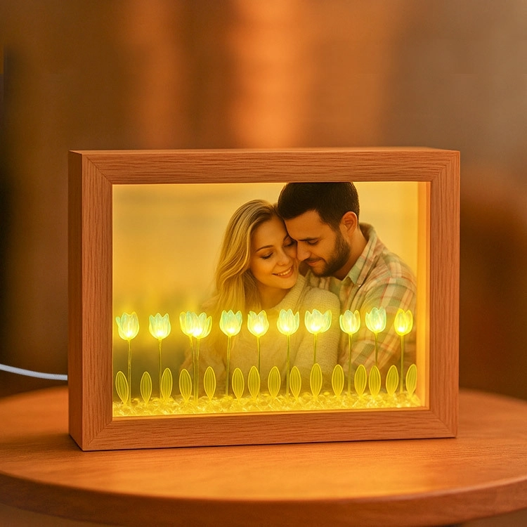 Ahşap Led Işıklı Laleli Fotoğraf Çerçevesi