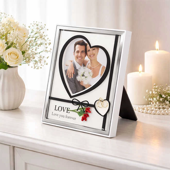 Dekoratif Işıklı Aşk Fotoğraf Çerçevesi 25x20