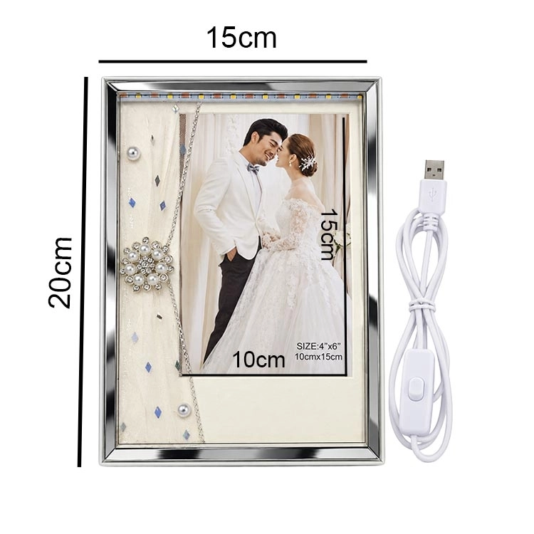 İnci Taşlı Led Işıklı Fotoğraf Çerçevesi