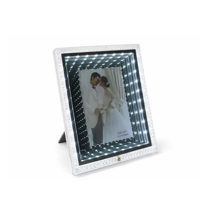 Sihirli Ayna Kristal Fotoğraf Çerçevesi 27x22