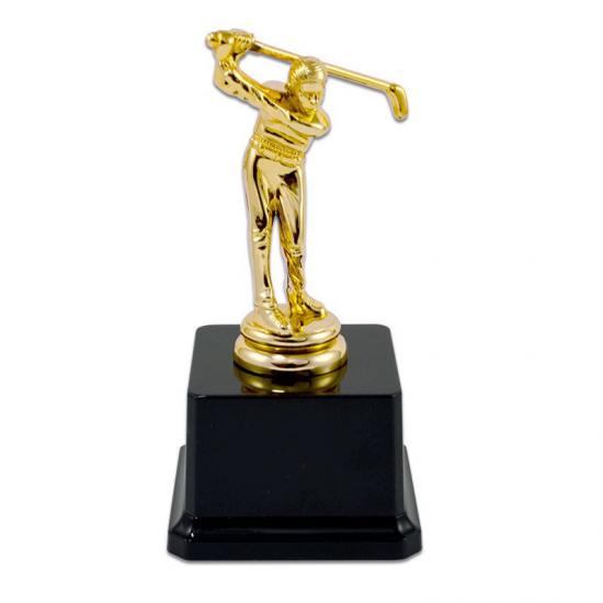 Golf figürlü ödül heykeli