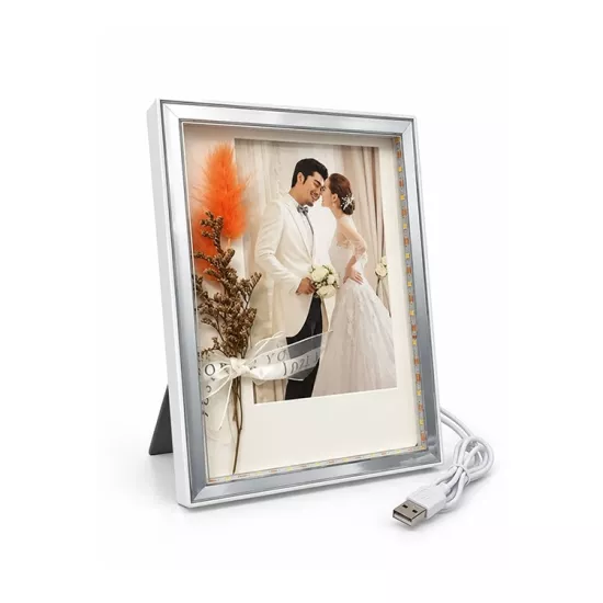 Çiçekli Led Işıklı Fotoğraf Çerçevesi