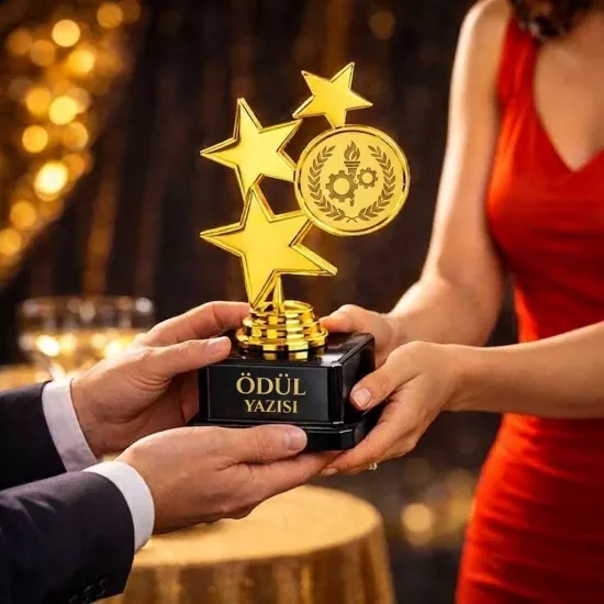 Üç Yıldızlı Vip Başarı Ödül Kupası
