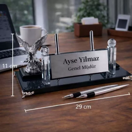 Gümüş Kartal Kristal Masa İsimliği