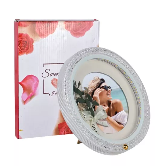Ledli Yuvarlak Çiçek Buketi Fotoğraf Çerçevesi