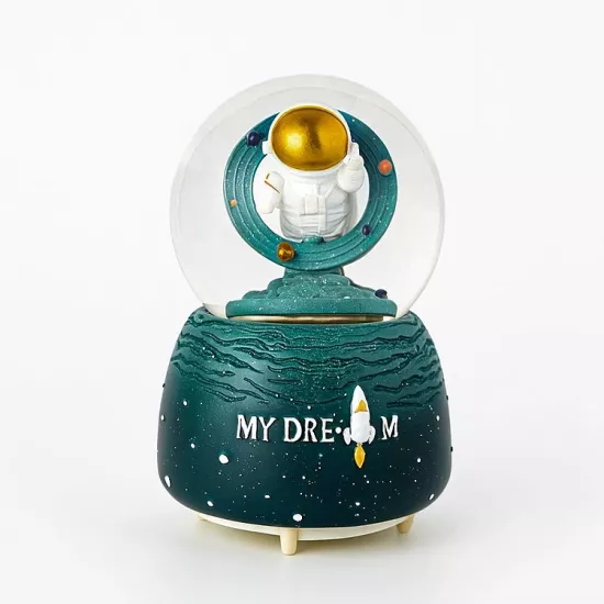 Astronotlu Kar Küresi