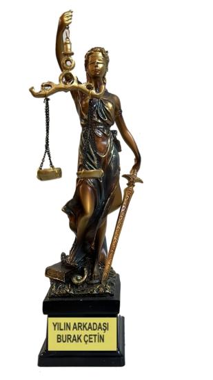 Adalet heykeli 34 cm istenilen yazıyla